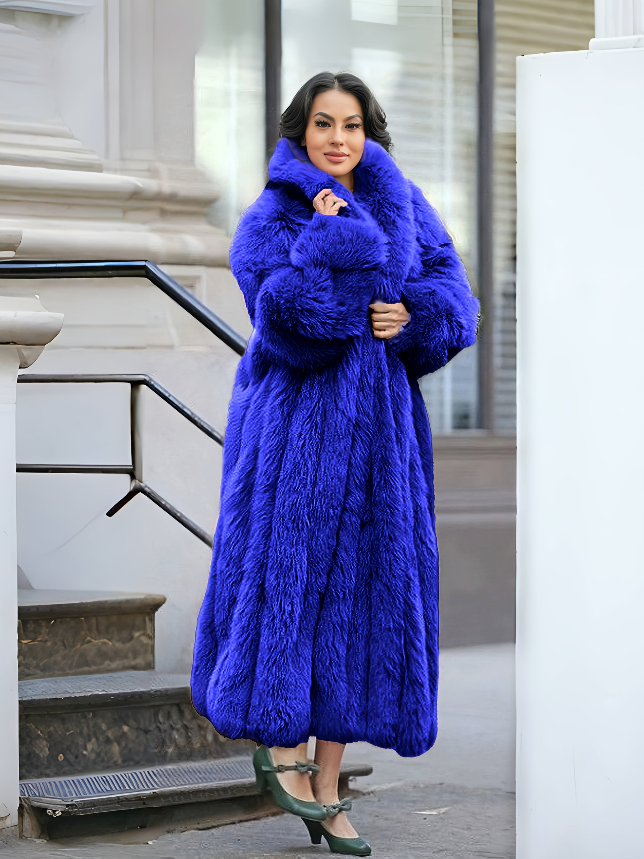 Elegant Faux Fur Coat Elegant Stylish Women's Faux Fur Coat | Turn-Collar, Long Sleeves, Pockets - Comfortable Solid Color Fall\u002FWinter Outerwear for Casual Wear